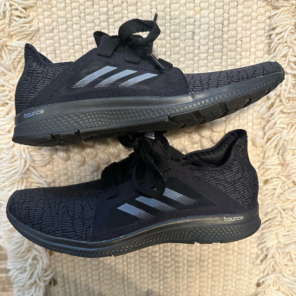 Adidas Bounce women’s size 8.